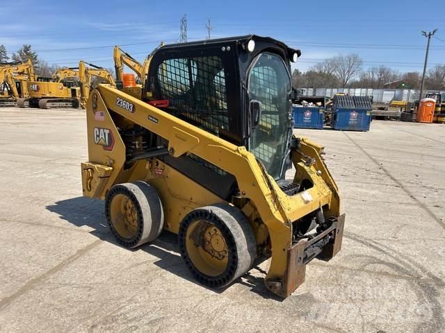 CAT 236D3 Kompaktlastare