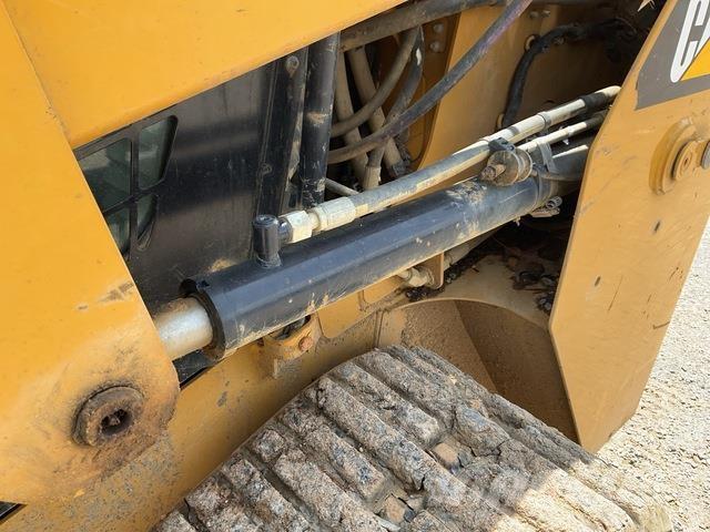 CAT 239D Kompaktlastare