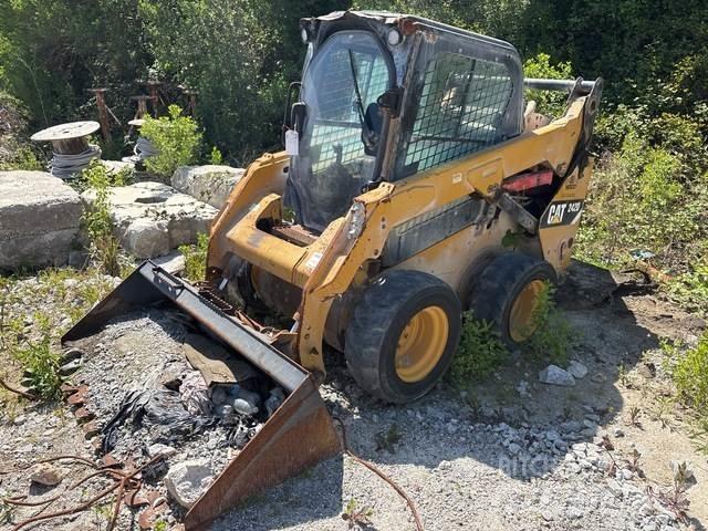 CAT 242D Kompaktlastare