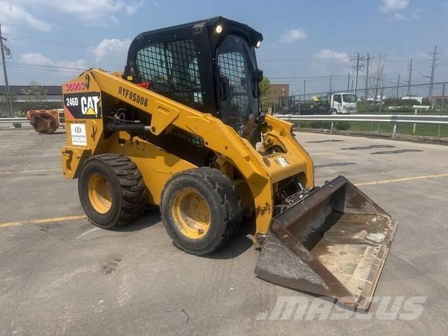 CAT 246D Kompaktlastare
