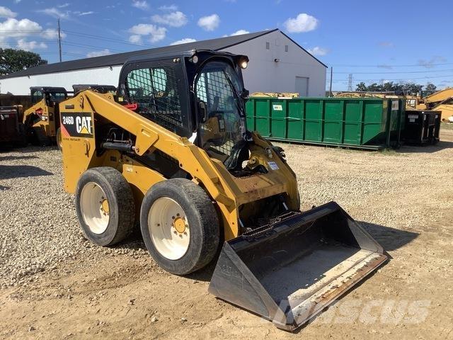 CAT 246D Kompaktlastare
