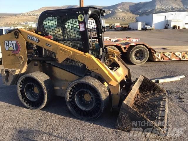 CAT 246D3 Kompaktlastare