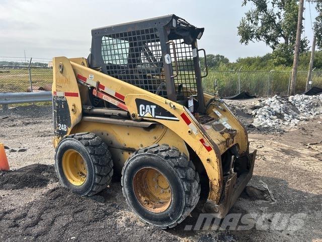 CAT 248 Kompaktlastare