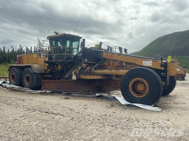 CAT 24M Väghyvlar