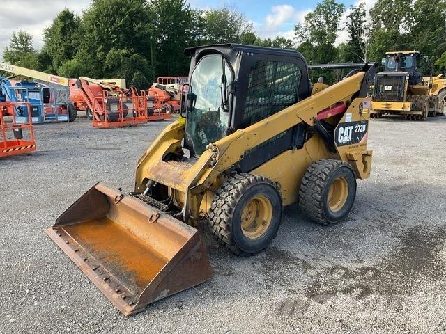 CAT 272D Kompaktlastare