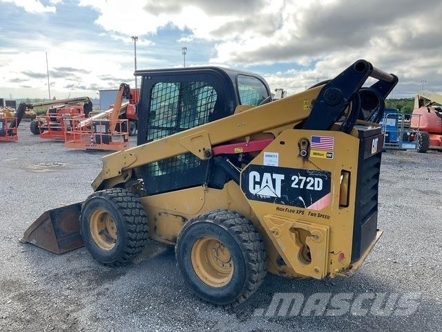 CAT 272D Kompaktlastare