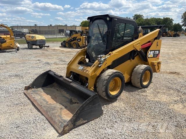 CAT 272D2 XHP Kompaktlastare