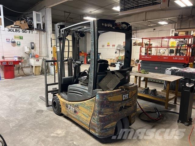 CAT 2ET4000 Elmotviktstruckar