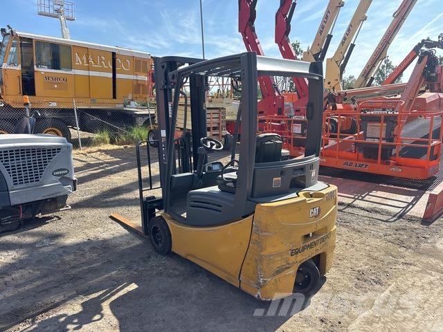 CAT 2ET4000 Elmotviktstruckar