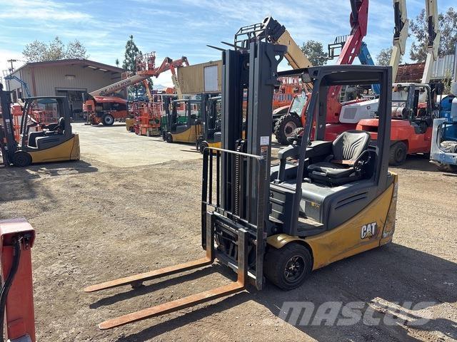 CAT 2ET4000 Elmotviktstruckar