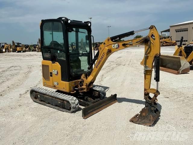 CAT 302 CR Bandgrävare