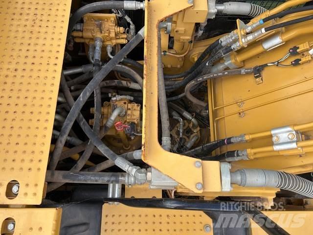 CAT 320 Bandgrävare