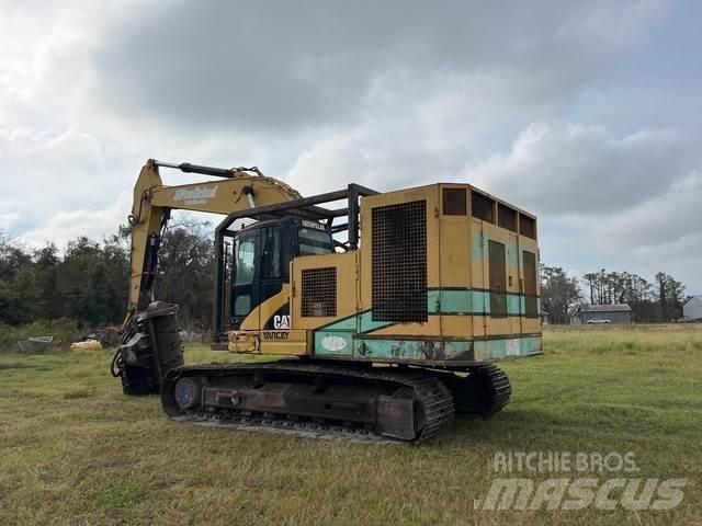 CAT 321D Bandgrävare