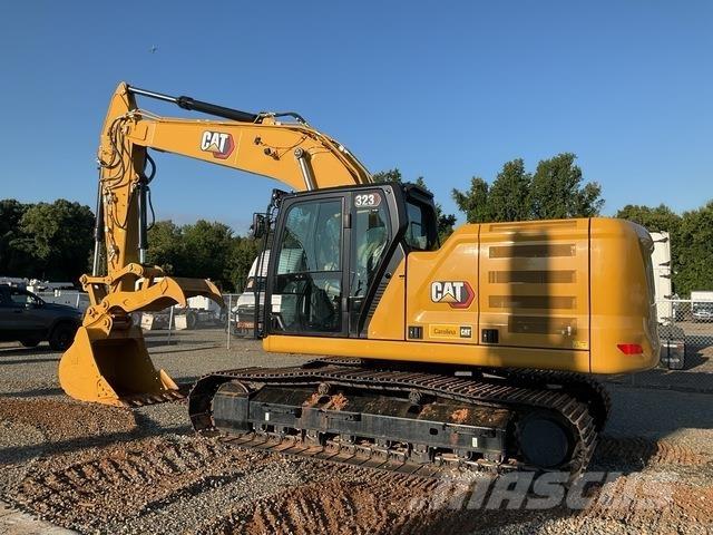 CAT 323 Bandgrävare