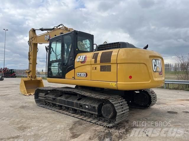 CAT 323D3 Bandgrävare