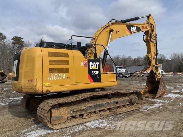 CAT 323F Bandgrävare