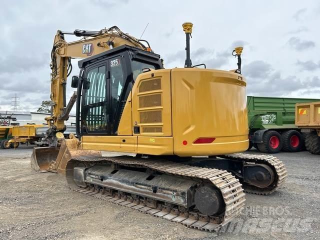 CAT 325 Bandgrävare