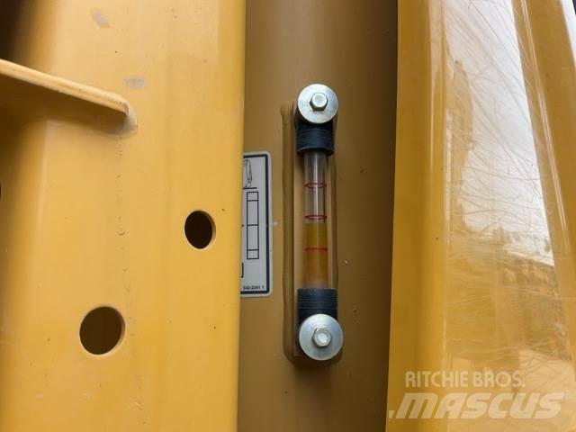 CAT 326 GC Bandgrävare