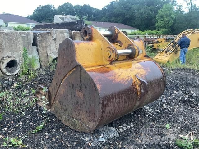 CAT 349 Skopor