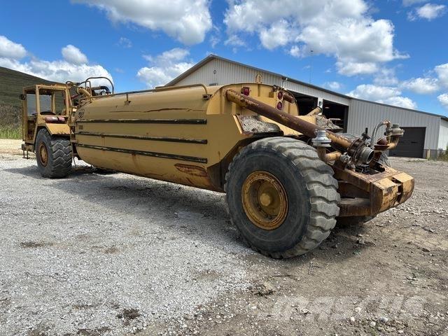 CAT 613C Vattentankbilar