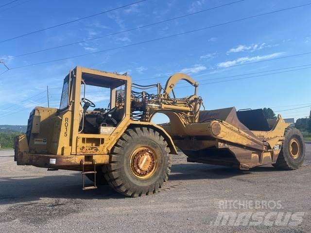 CAT 621F Schaktvagnar