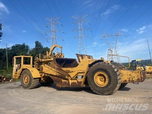 CAT 621F Schaktvagnar