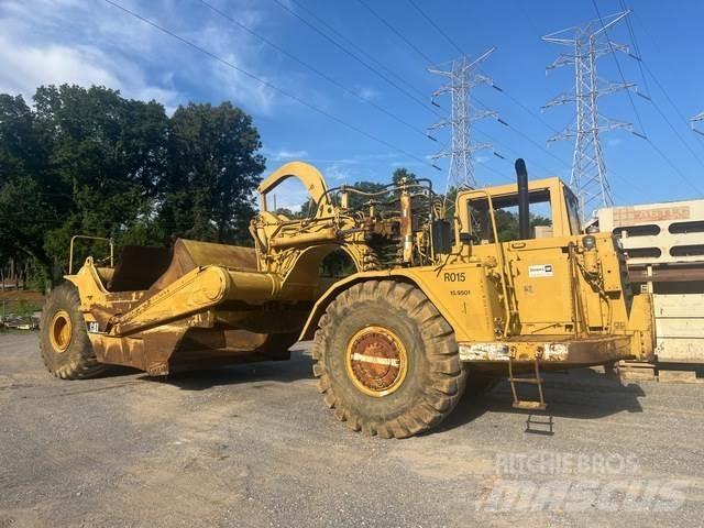 CAT 621F Schaktvagnar