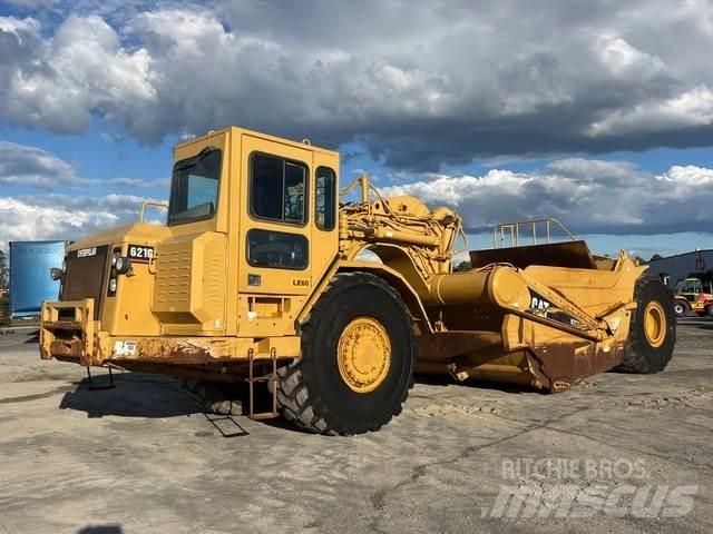 CAT 621G Schaktvagnar