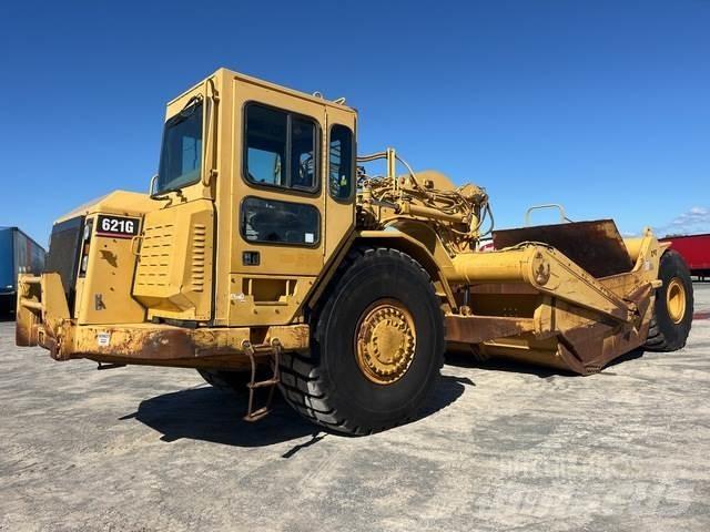 CAT 621G Schaktvagnar