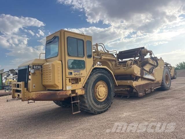 CAT 623G Schaktvagnar