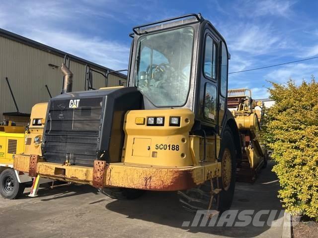 CAT 623k Schaktvagnar