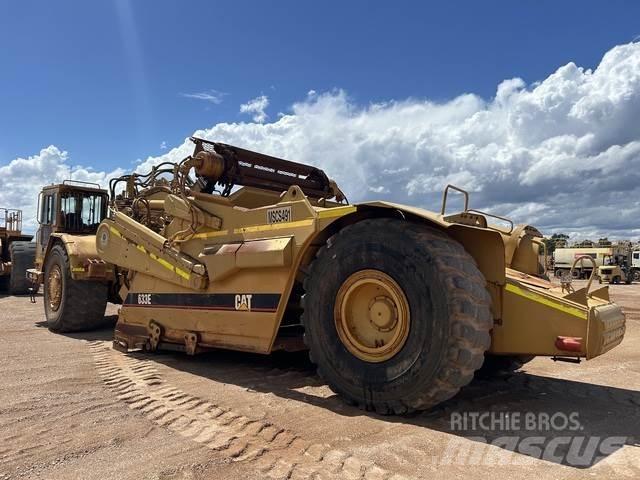 CAT 633E Schaktvagnar