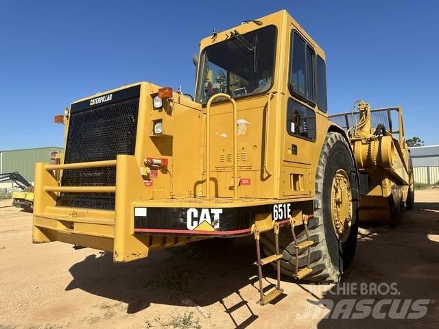 CAT 651E Schaktvagnar