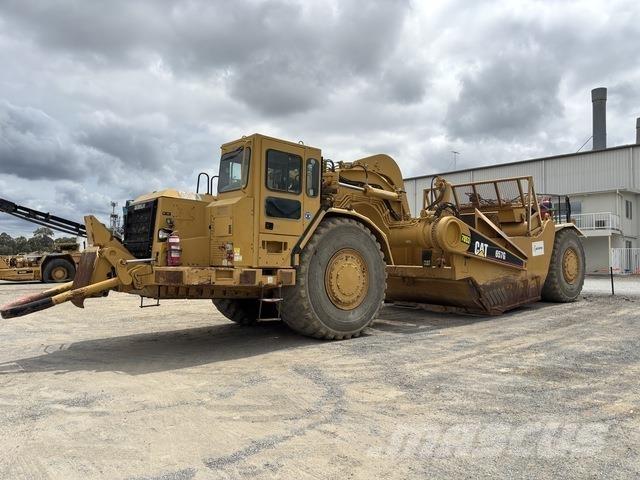 CAT 657G Schaktvagnar