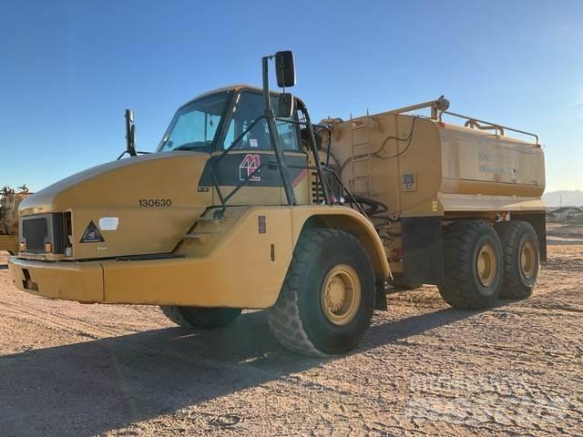 CAT 735 Vattentankbilar