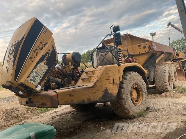 CAT 735 Midjestyrd dumper