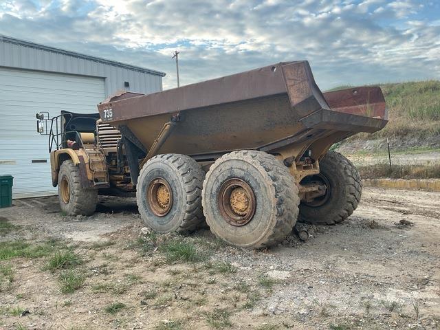 CAT 735 Midjestyrd dumper