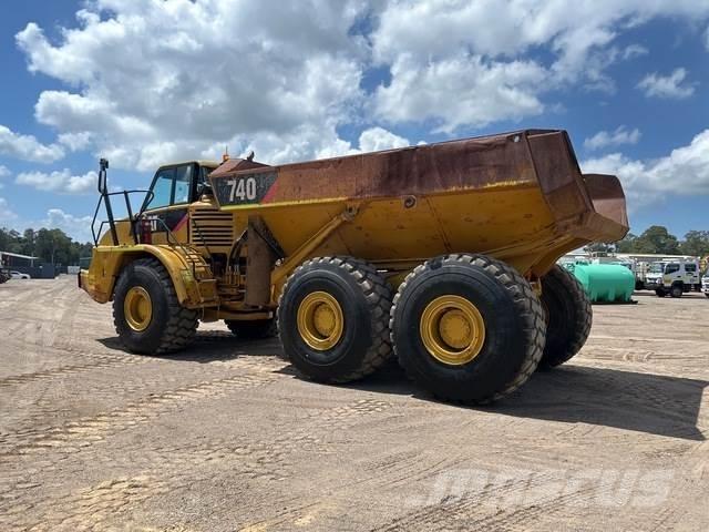 CAT 740 Midjestyrd dumper