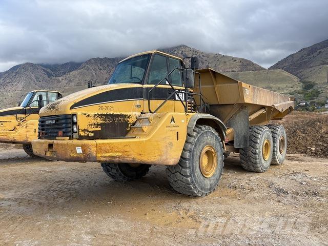 CAT 740 Midjestyrd dumper