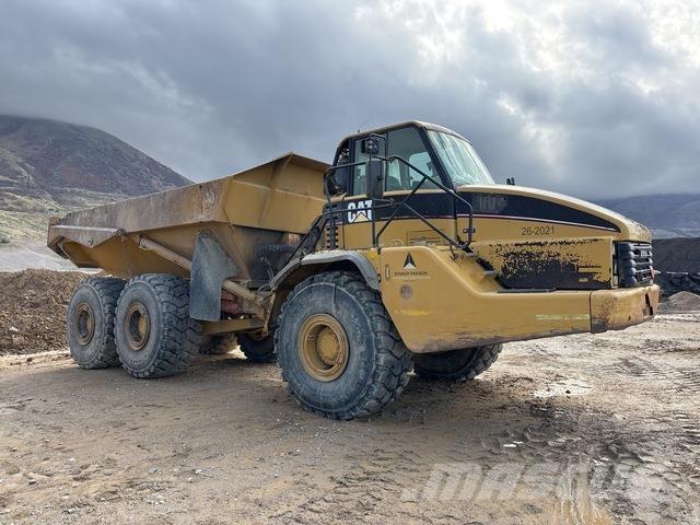 CAT 740 Midjestyrd dumper