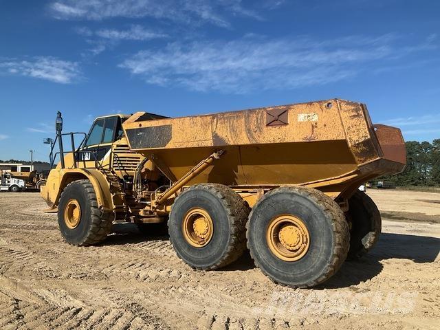 CAT 740 Midjestyrd dumper