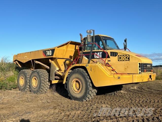 CAT 740 Midjestyrd dumper