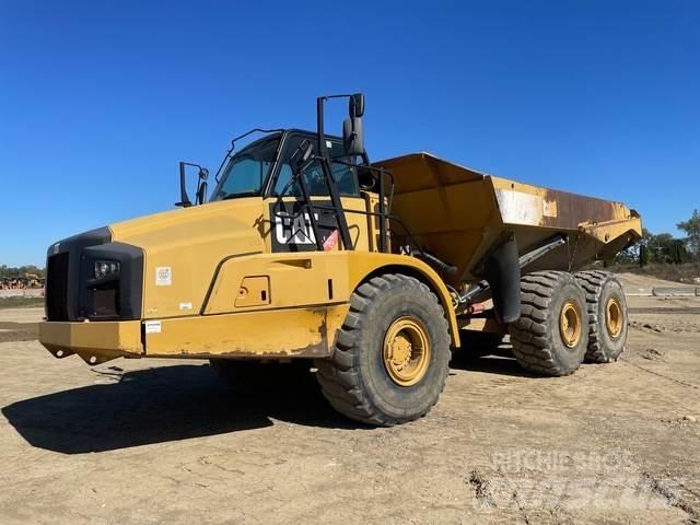 CAT 740B Midjestyrd dumper