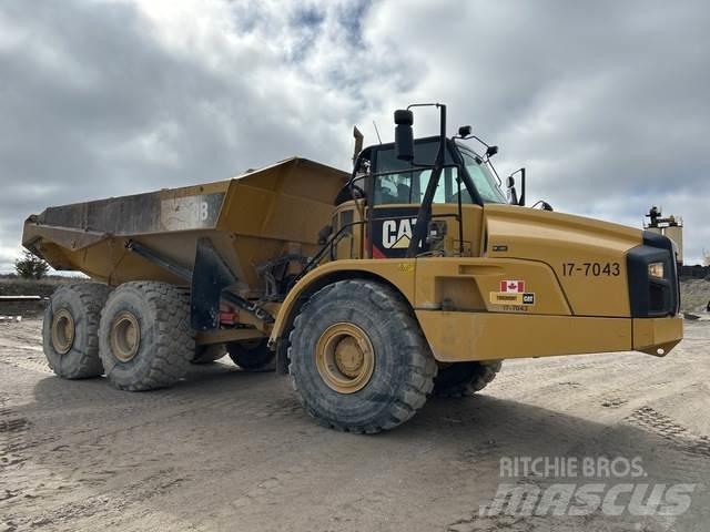 CAT 740B Midjestyrd dumper