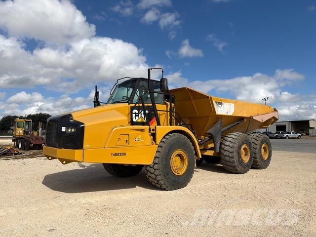 CAT 740B Midjestyrd dumper