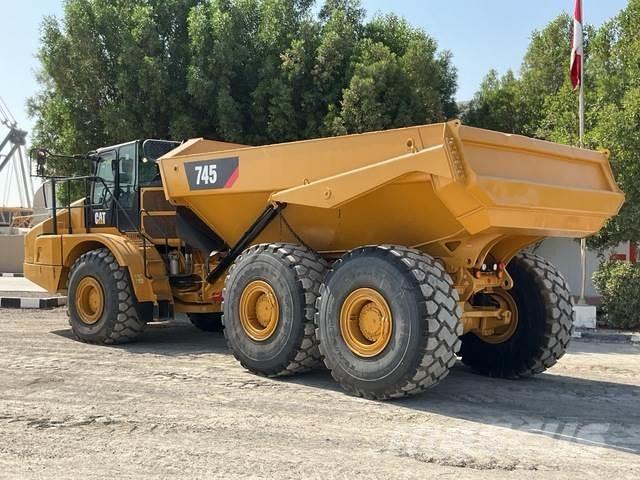 CAT 745 Midjestyrd dumper