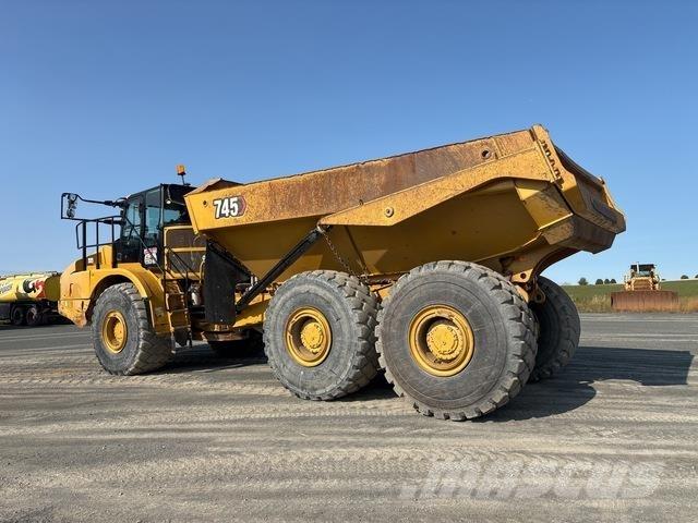 CAT 745 Midjestyrd dumper
