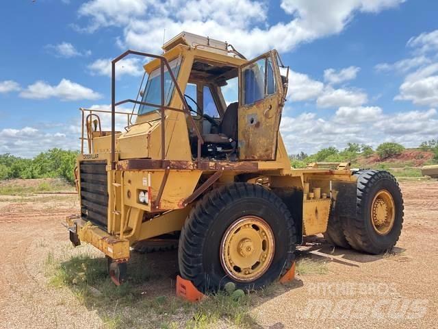 CAT 768C Midjestyrd dumper
