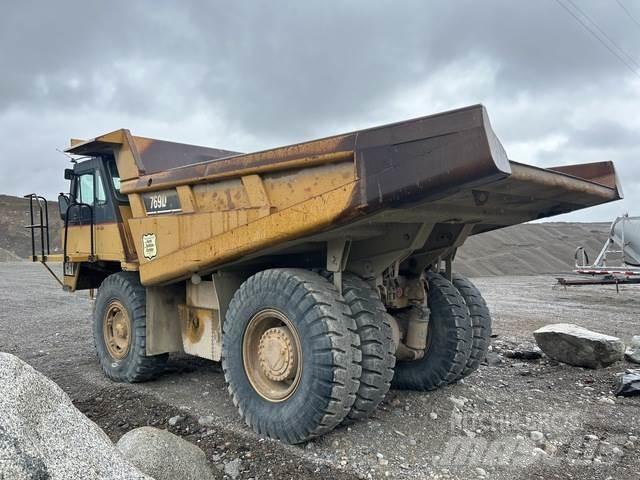 CAT 769D Midjestyrd dumper