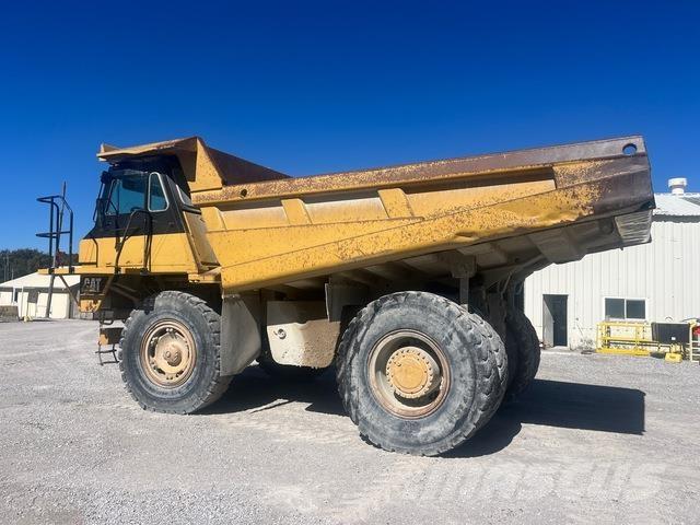 CAT 769D Midjestyrd dumper